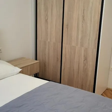 Apartmants Biocic טרוגיר
